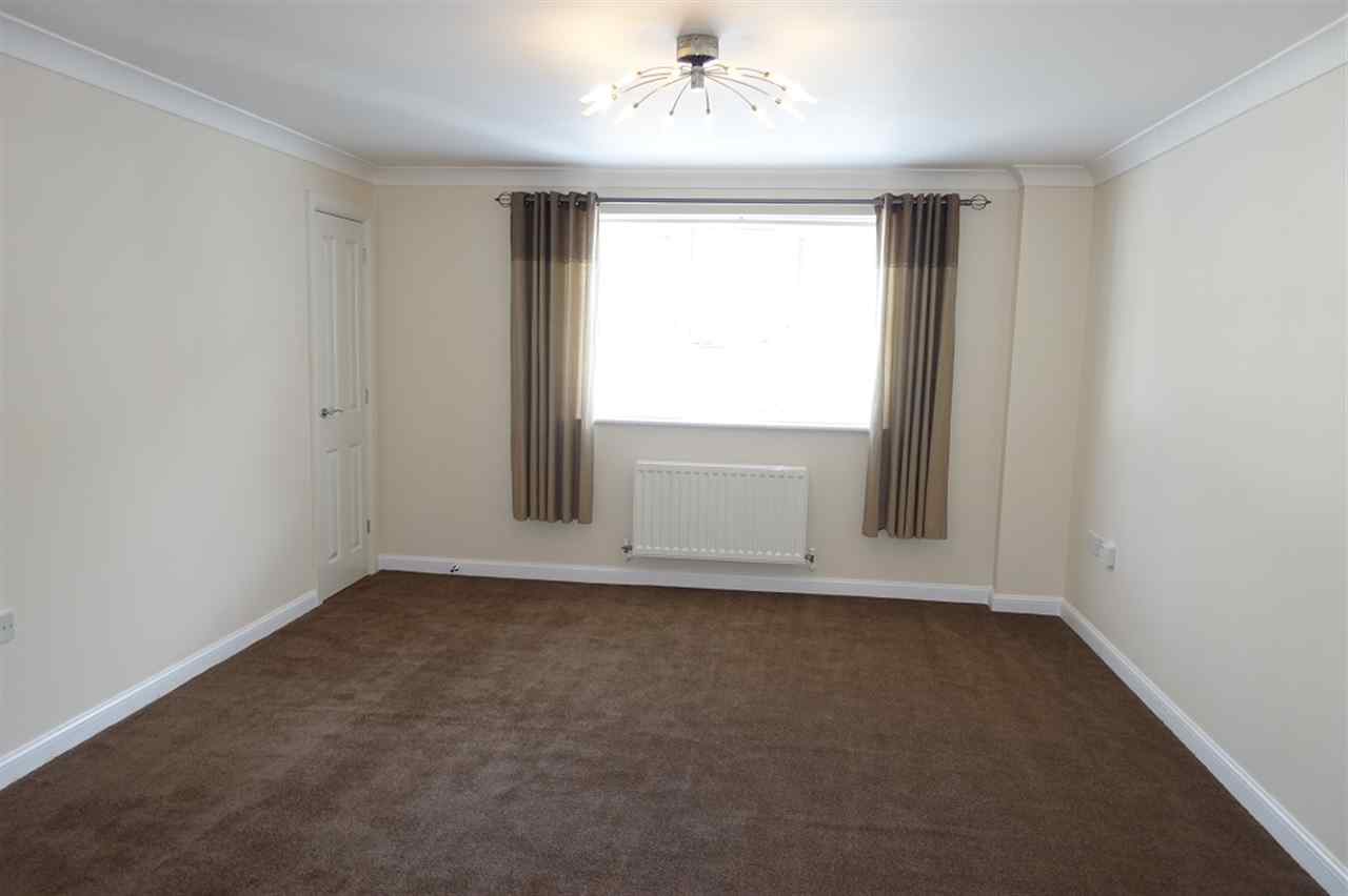 resized-2349823-LAVENDER COURT - LIVING ROOM 1.jpg